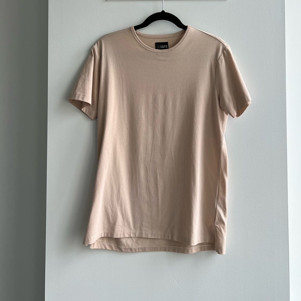 CUTS Split Hem Tshirt